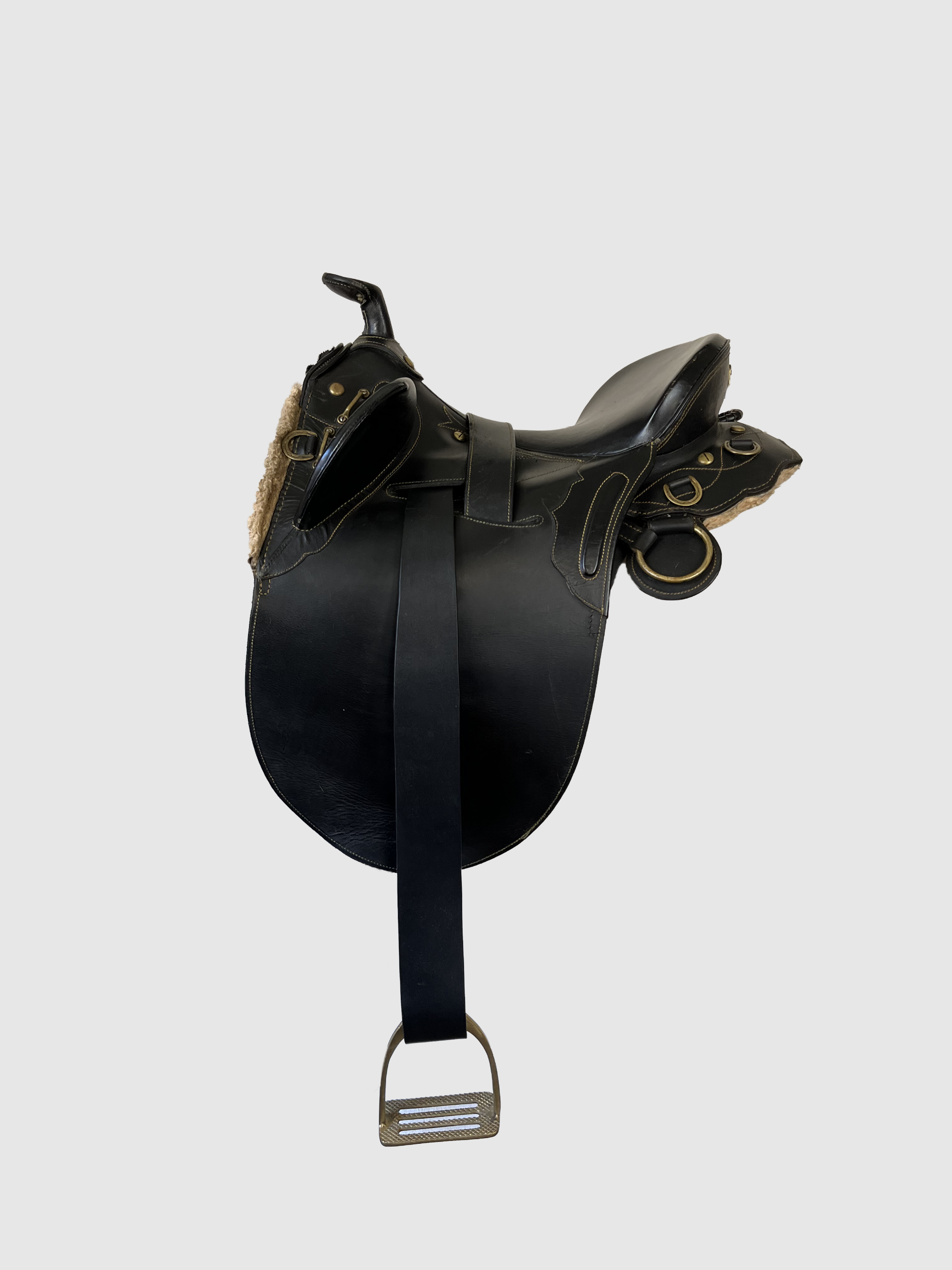 Australian Saddle - Used - Image 2