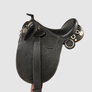 Brumby Australian Saddle with horn